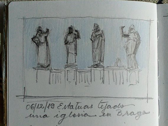 Estatuas grafito color